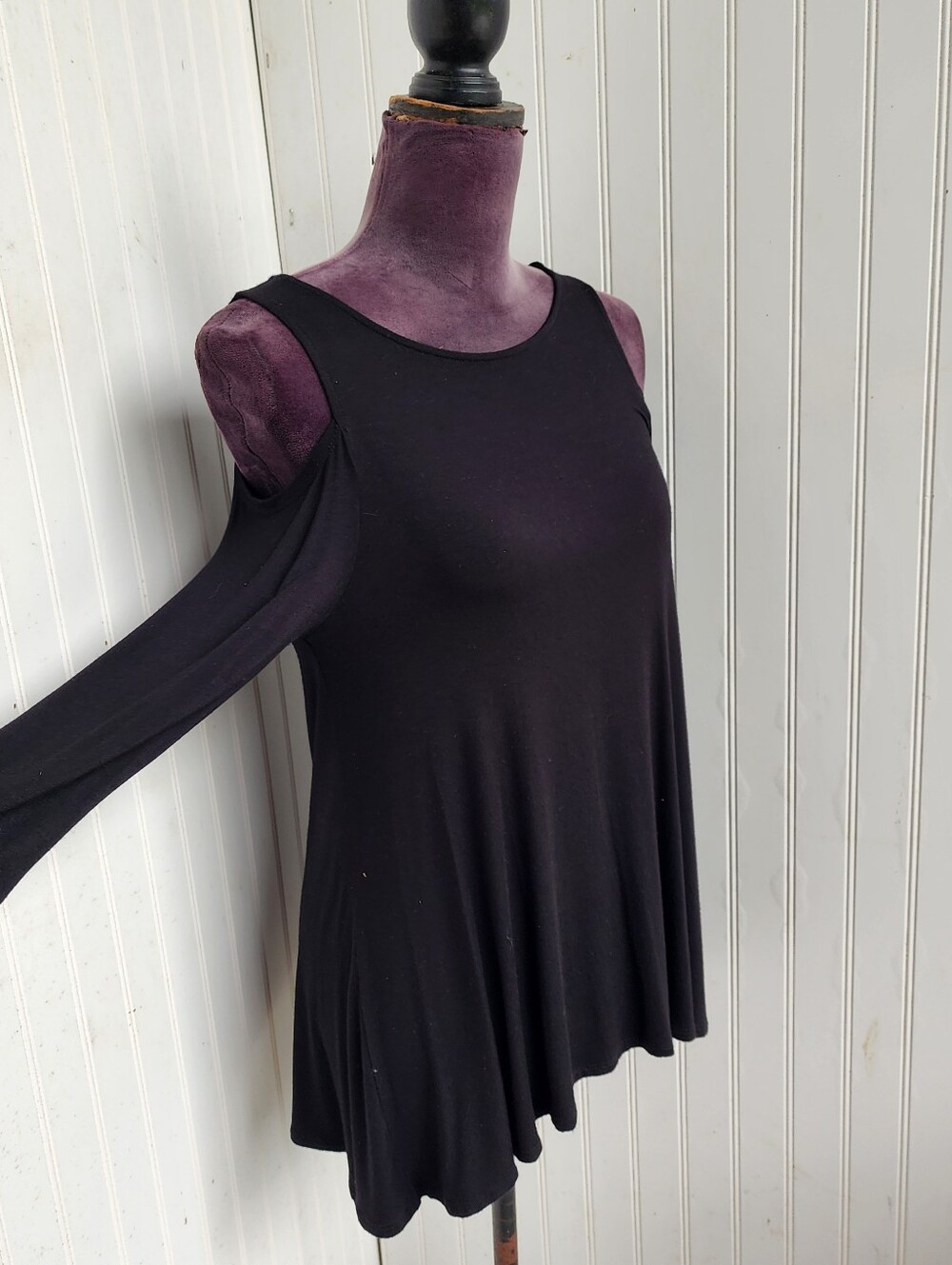 Philosophy Women's XS Black Cold Shoulder Rayon Spandex Top Shirt XS